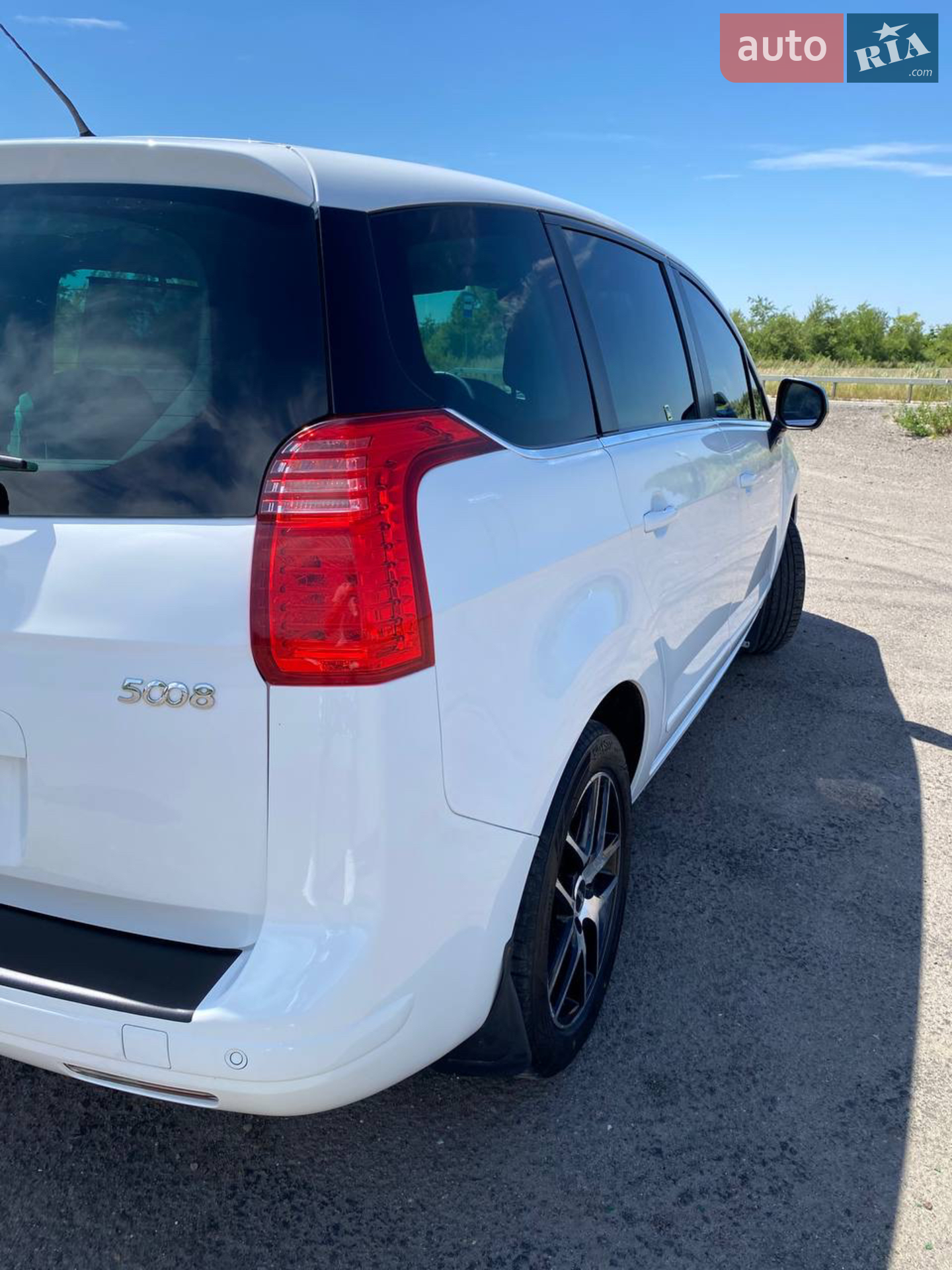 Peugeot 5008 2013 VIN VF30ARHE8DS009268 фото оголошення 14 з 56