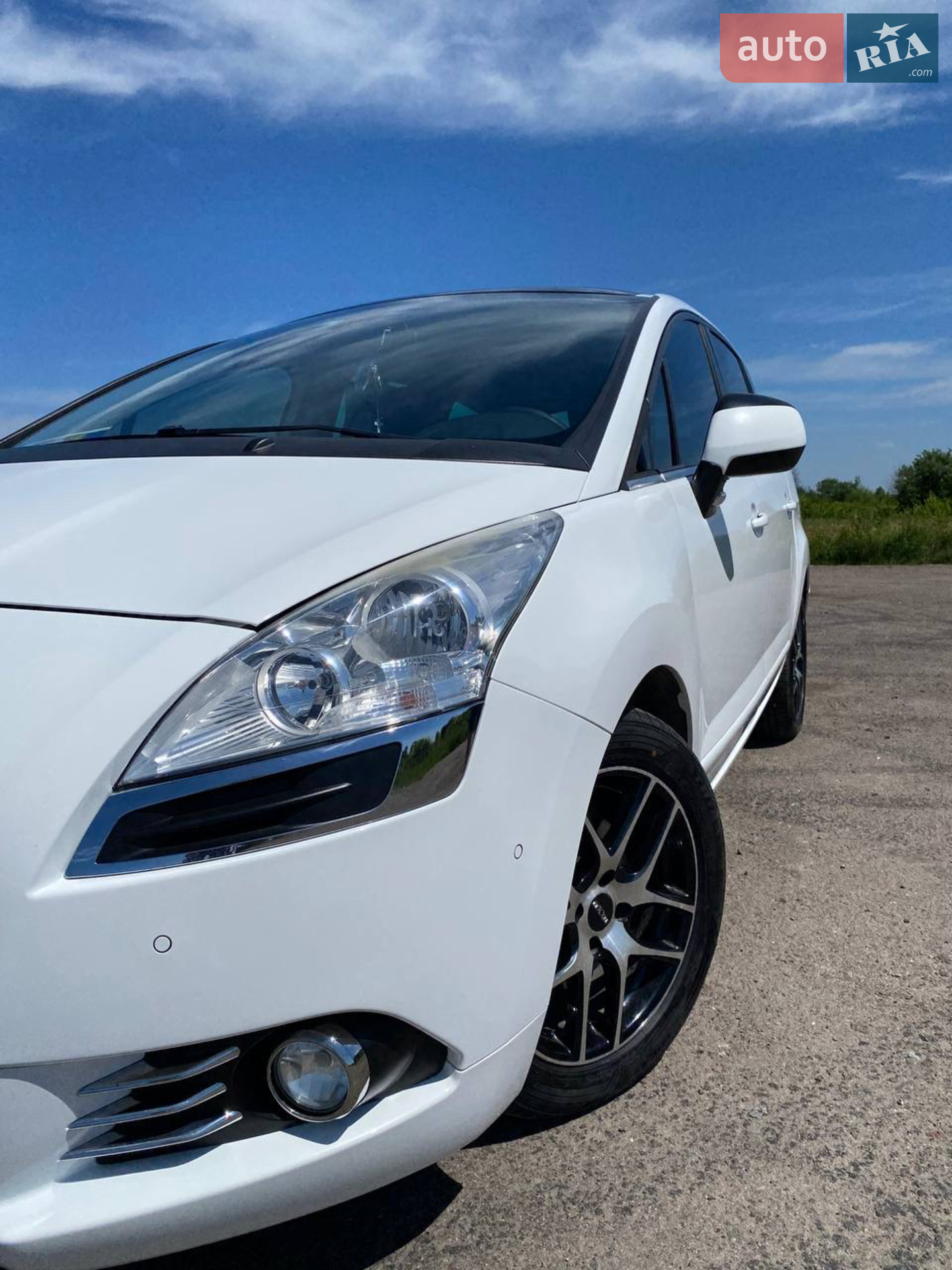 Peugeot 5008 2013 VIN VF30ARHE8DS009268 фото оголошення 17 з 56