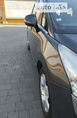 Микровэн Peugeot 5008 2013 в Коломые