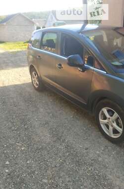 Мікровен Peugeot 5008 2010 в Чернівцях