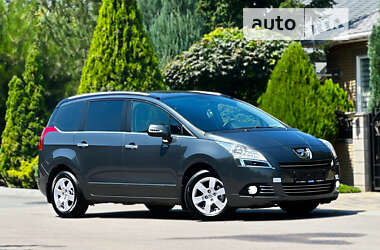 Микровэн Peugeot 5008 2011 в Днепре