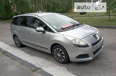 Микровэн Peugeot 5008 2010 в Ровно