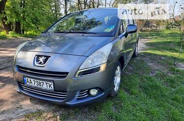 Микровэн Peugeot 5008 2011 в Киеве