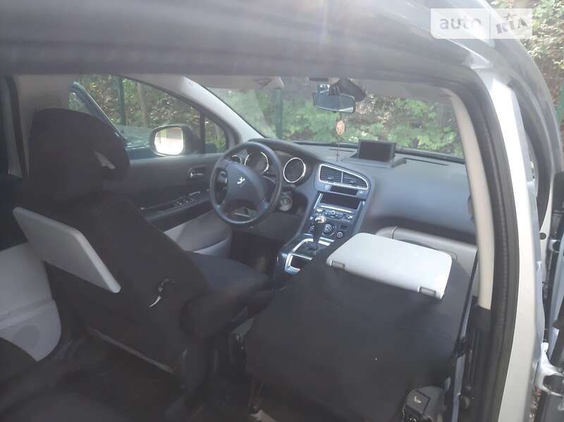 Микровэн Peugeot 5008 2013 в Ивано-Франковске фото 12 Микровэн Peugeot 5008 2013 в Ивано-Франковске