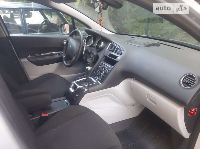Микровэн Peugeot 5008 2013 в Ивано-Франковске фото 15 Микровэн Peugeot 5008 2013 в Ивано-Франковске