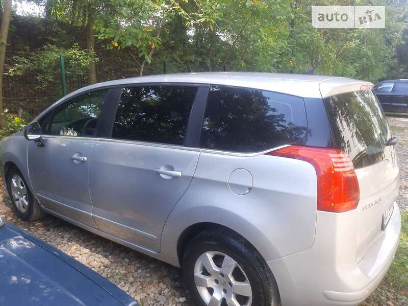 Микровэн Peugeot 5008 2013 в Ивано-Франковске фото 18 Микровэн Peugeot 5008 2013 в Ивано-Франковске