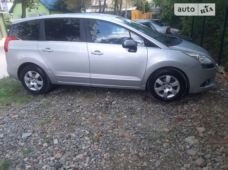 Микровэн Peugeot 5008 2013 в Ивано-Франковске фото 23 Микровэн Peugeot 5008 2013 в Ивано-Франковске