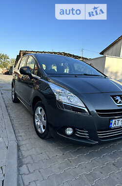 Мікровен Peugeot 5008 2013 в Івано-Франківську