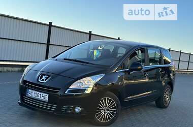 Мікровен Peugeot 5008 2011 в Рожище