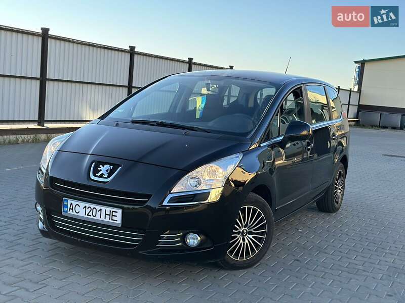 Мікровен Peugeot 5008 2011 в Рожище