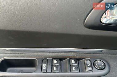 Микровэн Peugeot 5008 2015 в Киеве