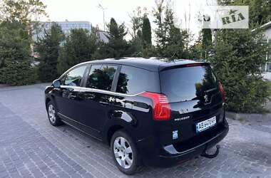 Микровэн Peugeot 5008 2010 в Киеве