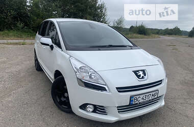 Микровэн Peugeot 5008 2011 в Стрые