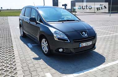 Микровэн Peugeot 5008 2010 в Львове