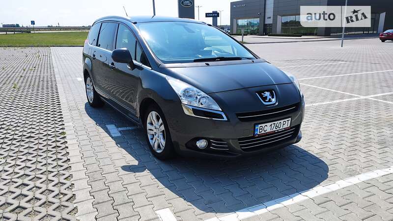 Микровэн Peugeot 5008 2010 в Львове