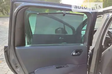 Peugeot 5008 2015