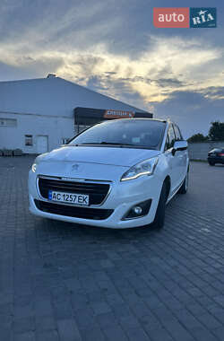 Микровэн Peugeot 5008 2015 в Ковеле