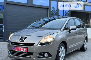 Микровэн Peugeot 5008 2013 в Ровно