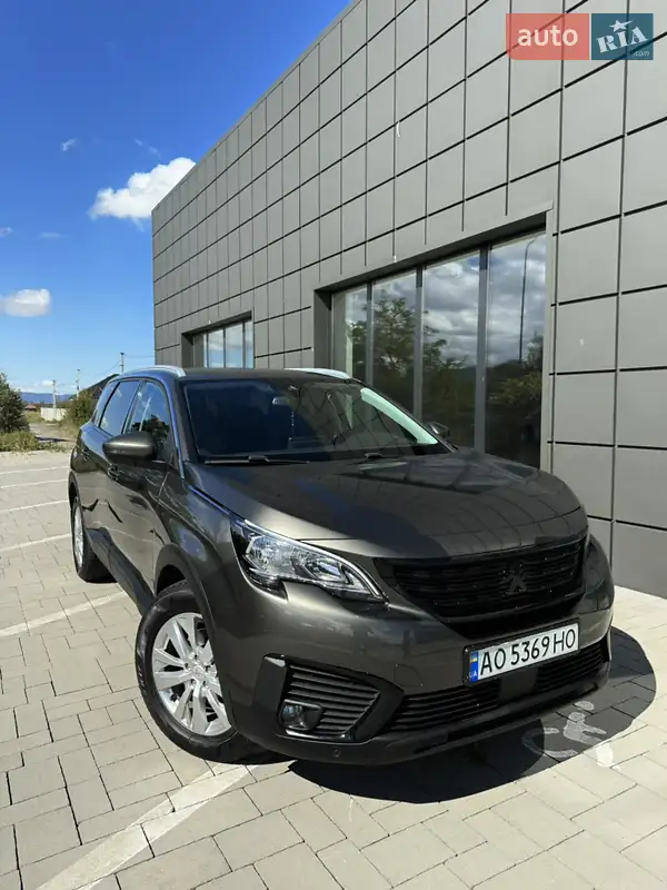 Peugeot 5008