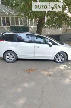 Микровэн Peugeot 5008 2011 в Кропивницком