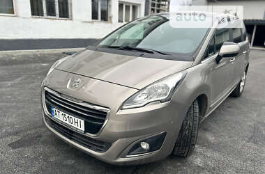 Микровэн Peugeot 5008 2014 в Ивано-Франковске