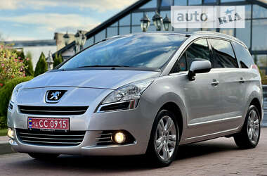 Мікровен Peugeot 5008 2012 в Стрию