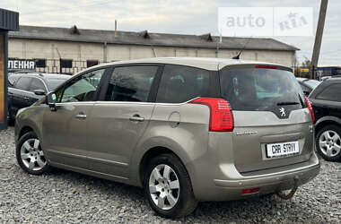 Микровэн Peugeot 5008 2012 в Стрые