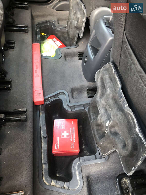 Мікровен Peugeot 5008 2011 в Трускавці