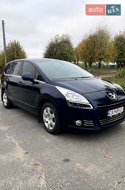 Peugeot 5008 2011 Peugeot 5008 2011