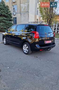Микровэн Peugeot 5008 2011 в 