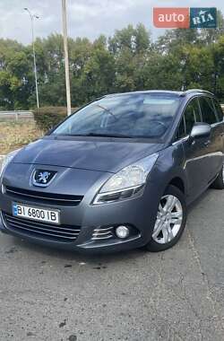 Peugeot 5008 2011