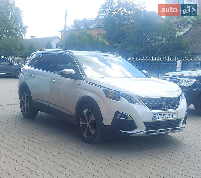 Позашляховик / Кросовер Peugeot 5008 2018 в Калуші