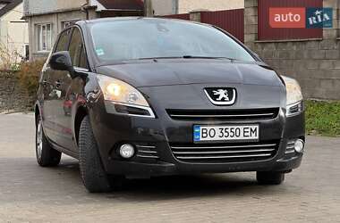 Микровэн Peugeot 5008 2011 в Кременце