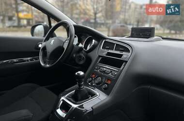 Мікровен Peugeot 5008 2011 в Івано-Франківську