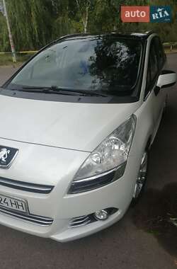 Мікровен Peugeot 5008 2010 в Рівному