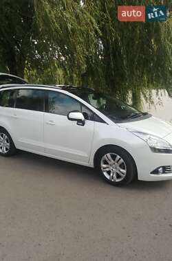 Мікровен Peugeot 5008 2010 в Рівному