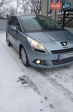 Мікровен Peugeot 5008 2010 в Тернополі