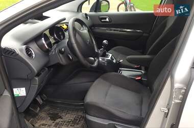 Микровэн Peugeot 5008 2010 в 