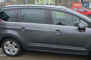 Мікровен Peugeot 5008 2010 в Острозі