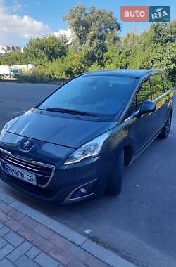 Микровэн Peugeot 5008 2013 в Сумах