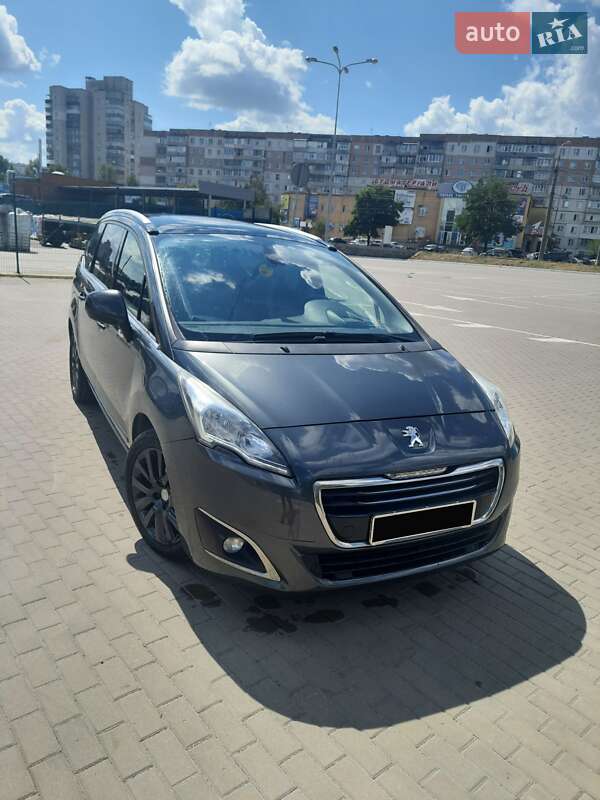 Peugeot 5008 2013