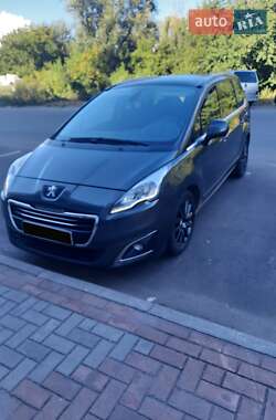 Микровэн Peugeot 5008 2013 в Сумах