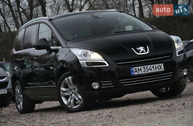 Peugeot 5008 2011