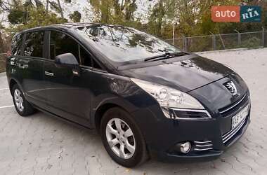 Микровэн Peugeot 5008 2010 в Виннице