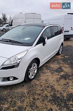 Мікровен Peugeot 5008 2010 в Луцьку