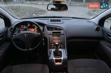 Мікровен Peugeot 5008 2011 в Миколаєві