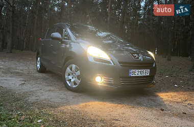 Мікровен Peugeot 5008 2011 в Миколаєві