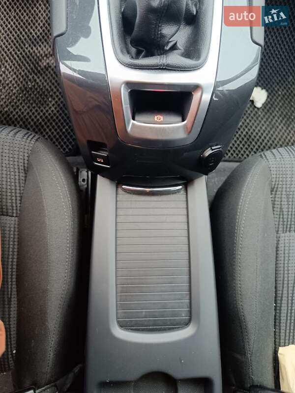 Мікровен Peugeot 5008 2013 в Харкові