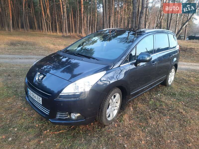 Мікровен Peugeot 5008 2013 в Чернігові