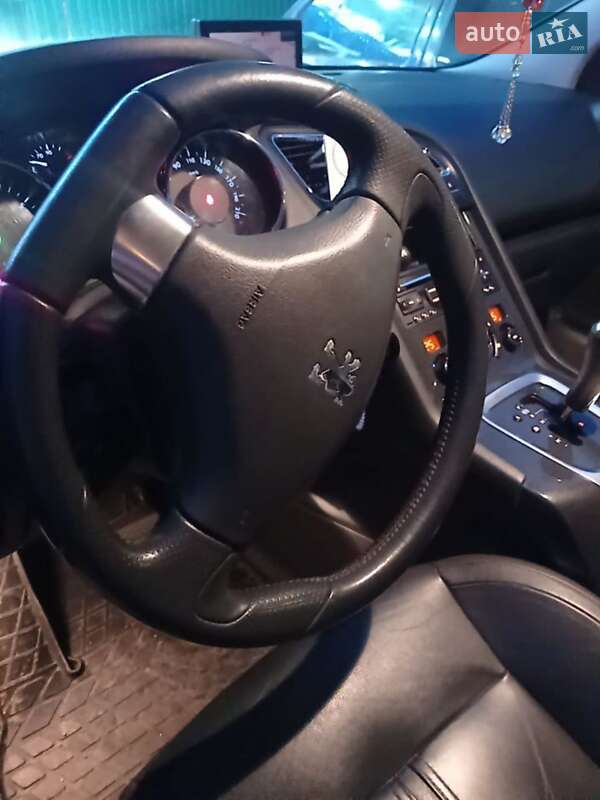 Микровэн Peugeot 5008 2011 в Белой Церкви